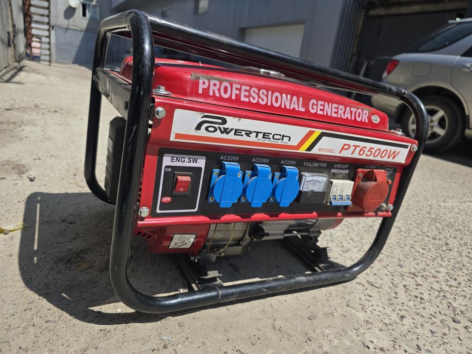 Генератор   бензиновый 3-х фазный Powertech PT6500w 6hp