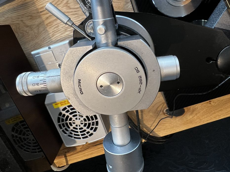 Gramofon Micro Seiki RX3000, bez ramienia.