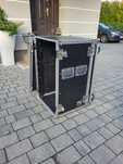 RACK 18U Double door 1x szyna - 47cm do klapy  Dostępne 4 sztuki