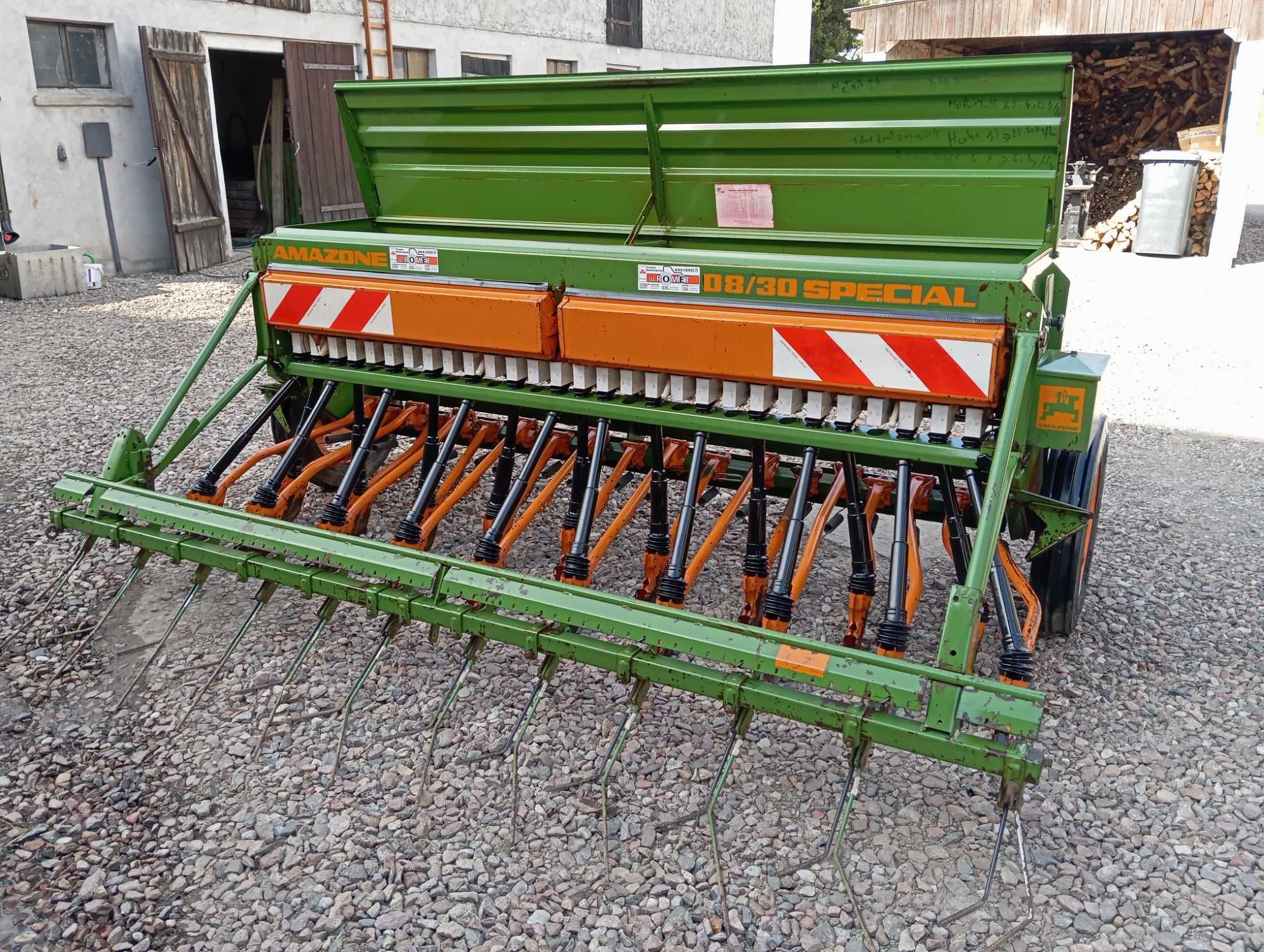 Siewnik zbożowy Amazone D8 special typ 3m
