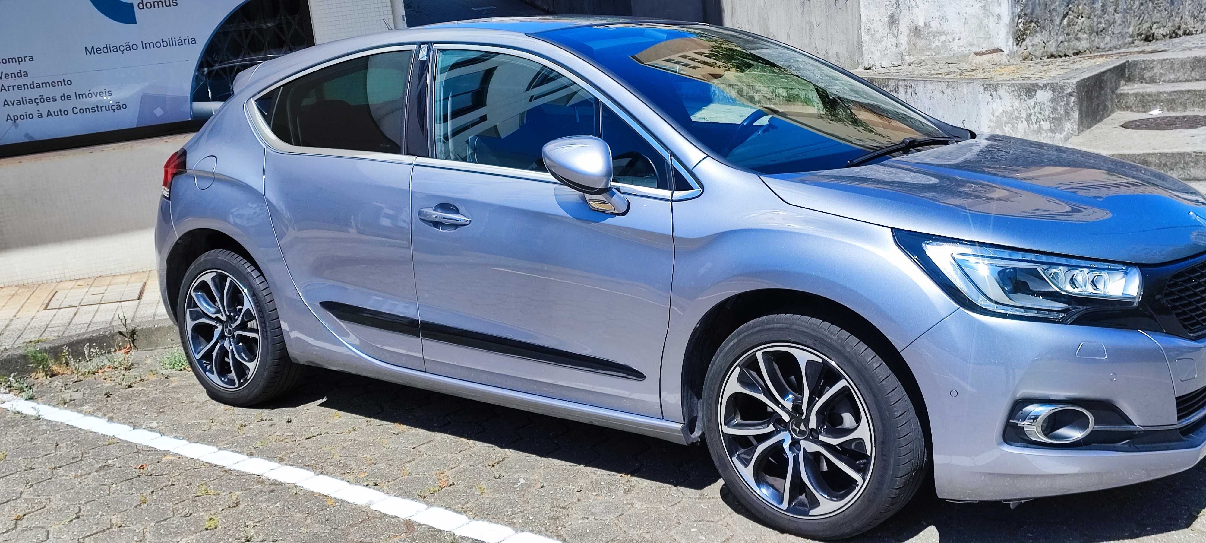 Magnífico DS 4 SPORT CHIC 130 CV Executivo