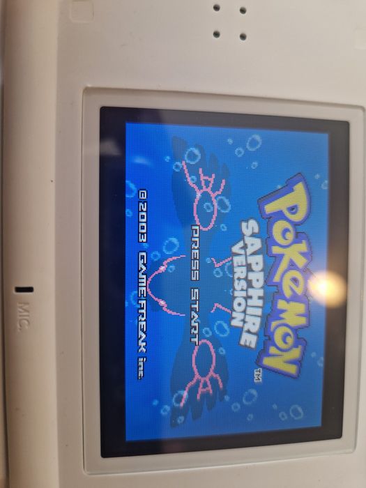 Pokemon Sapphire na Nintendo Gameboy