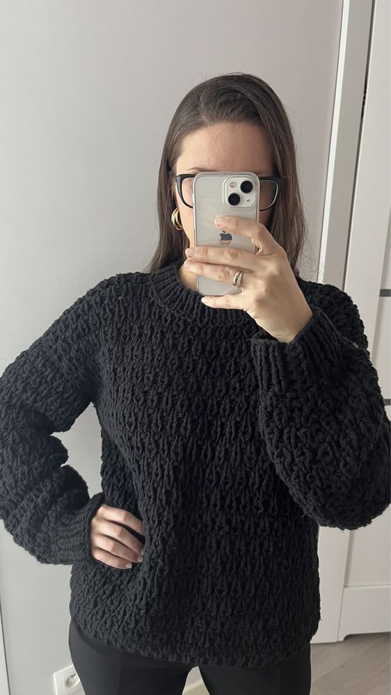 Chaos by Marta boliglova handmade wełniany sweter gruby splot
