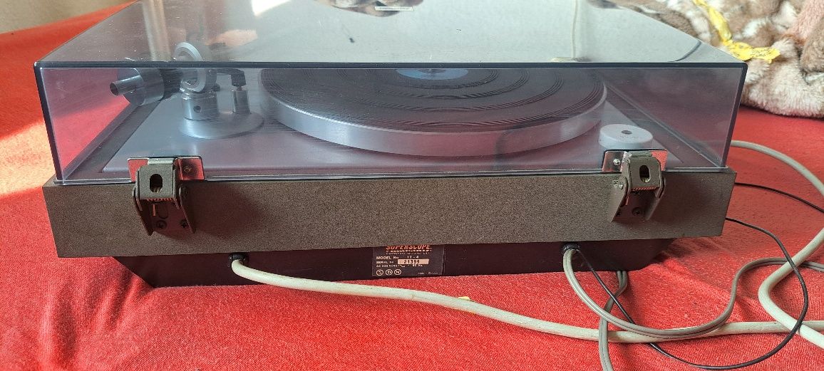 superscope by marantz TT 4