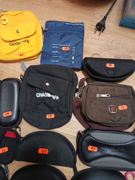 чехлы сумочки на выбор