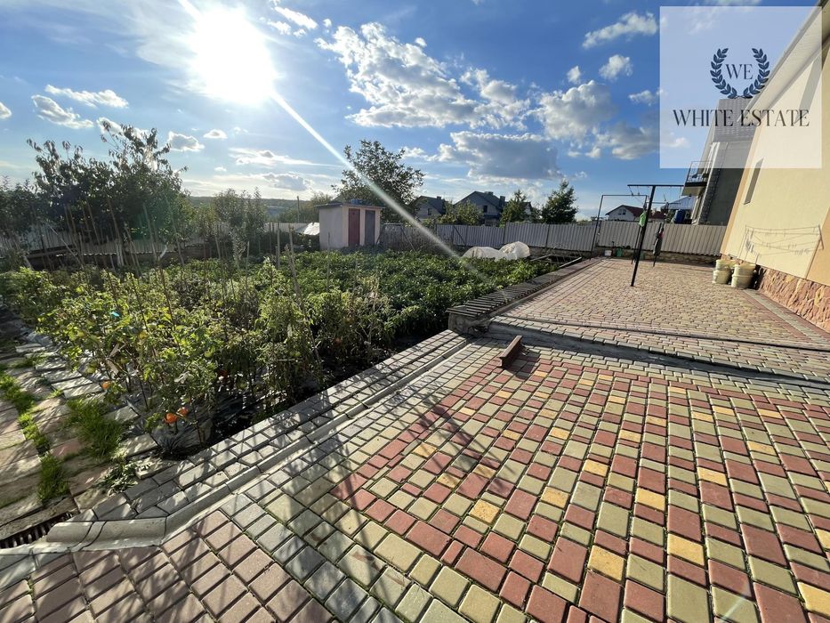 Продаж в с. Велика Березовиця