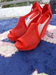 Sapatos de salto alto