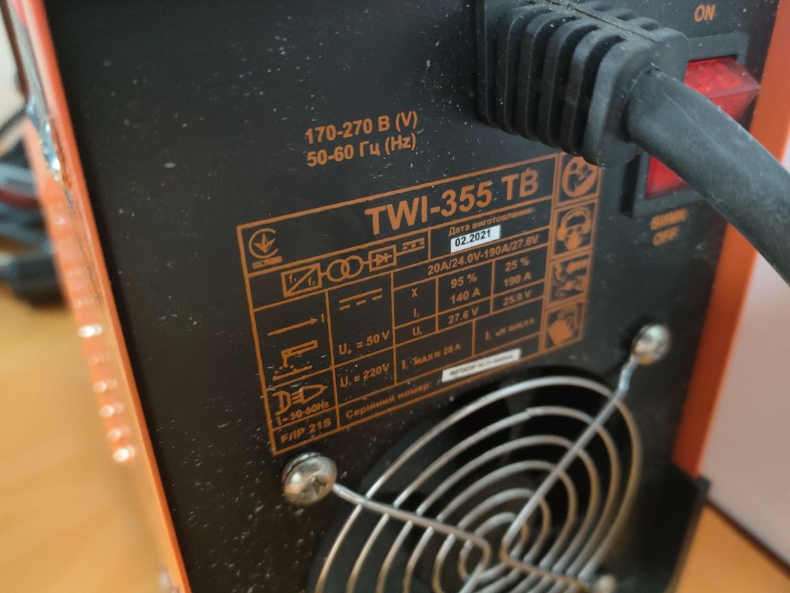 Зварювальний апарат TWI-355 TB