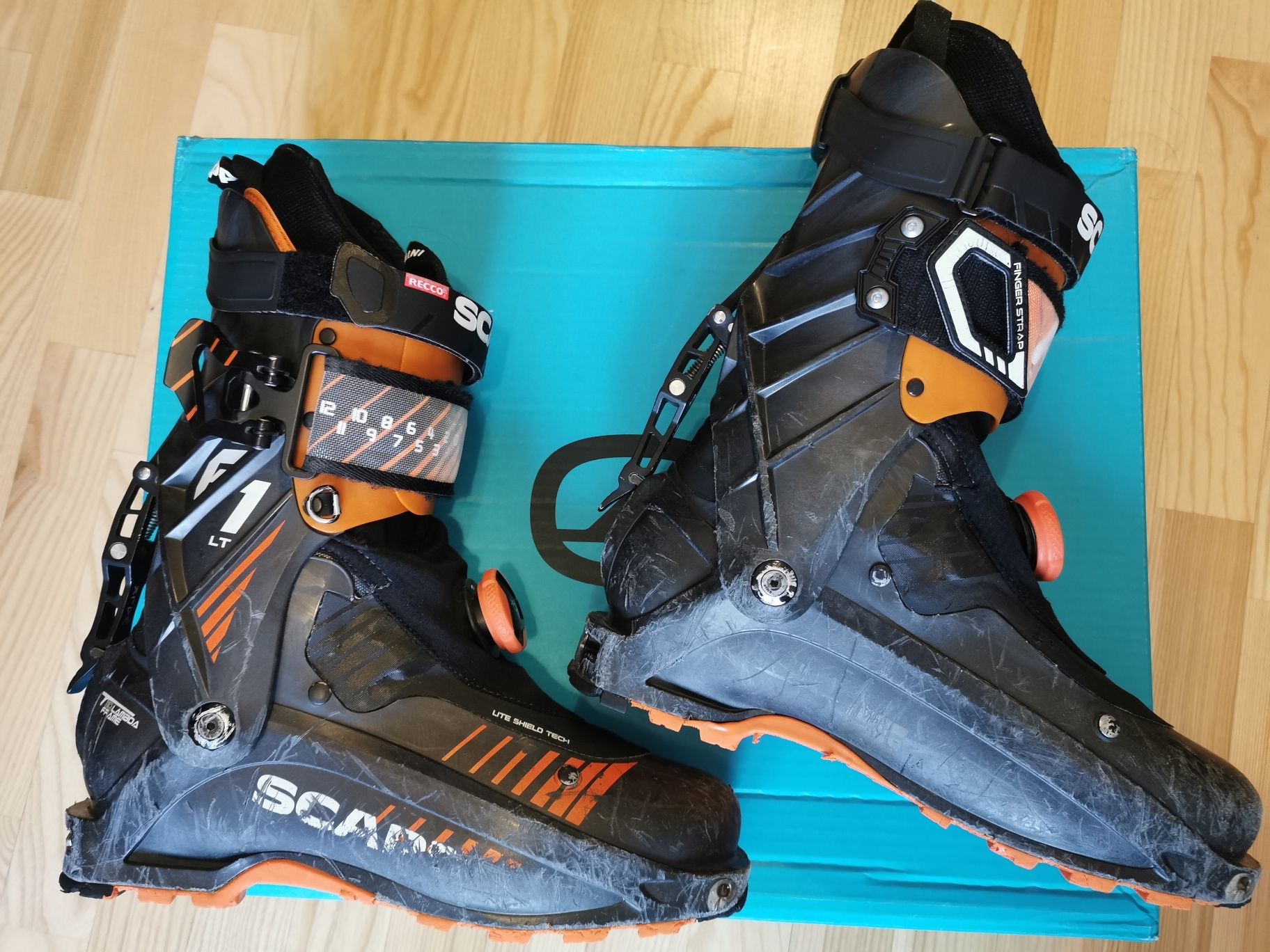 Buty skiturowe Scarpa F1 Carbon 27