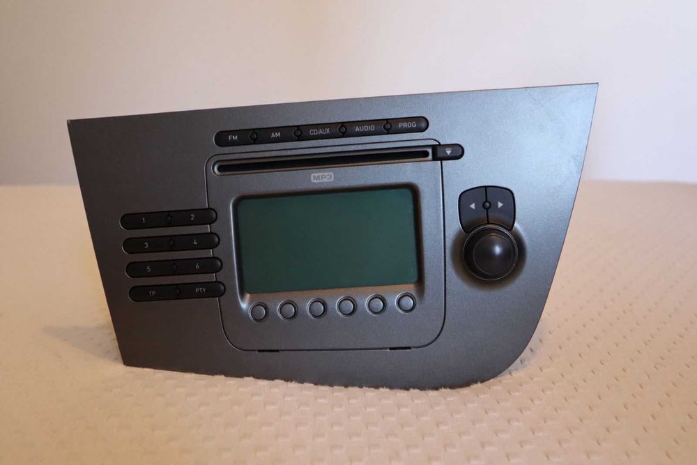 Rádio SEAT Leon 1P - Em Excelente Estado!