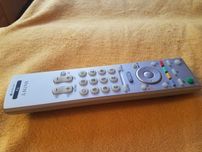 Pilot do telewizora Sony RM-ED007 , jak nowy polecam