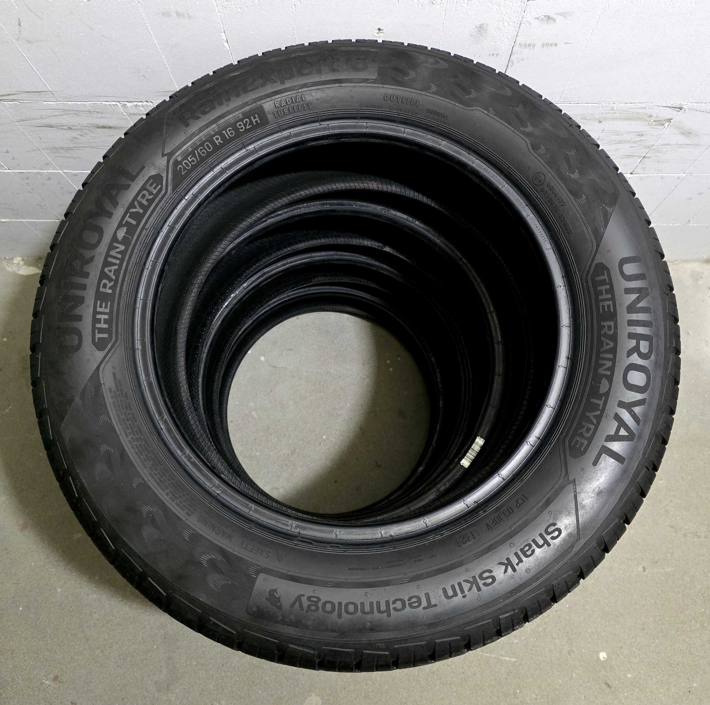 16" opony letnie Uniroyal RainExpert5 205/60R16 92H