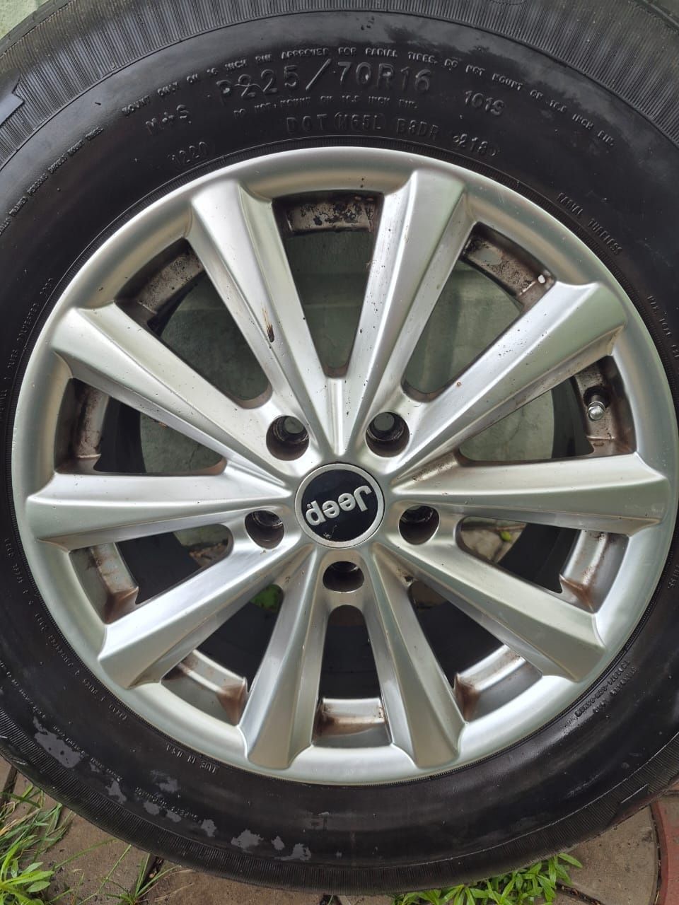 Продам диски R16 jeep