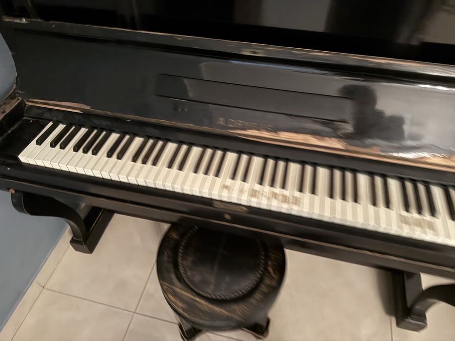 Pianino Drygas czarne