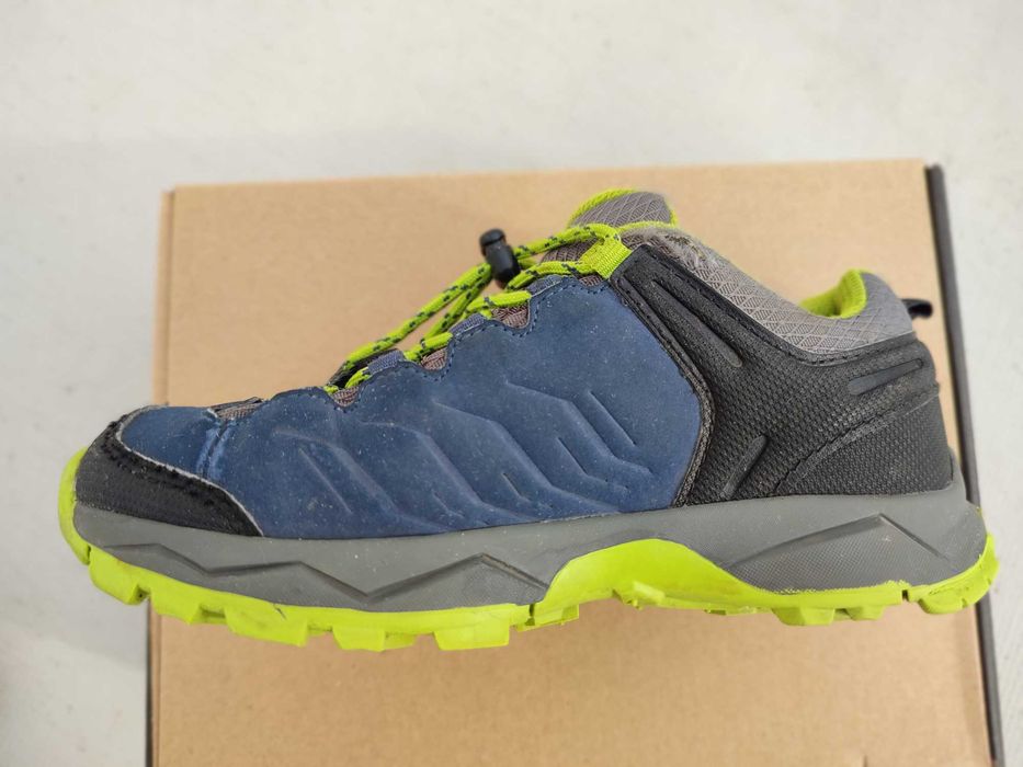 Salewa waterproof hiking shoes 30 / Sapatilhas de caminhada Salewa 30