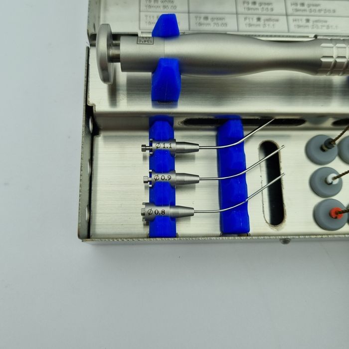 Система для видалення зламаних ендо файлів інструментів
Комплектація н