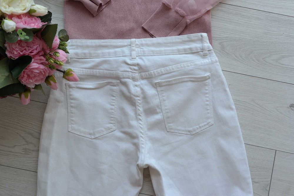 białe spodnie~ jeansy~ rurki~ dziury~ Skinny~ Pimkie r.34/36