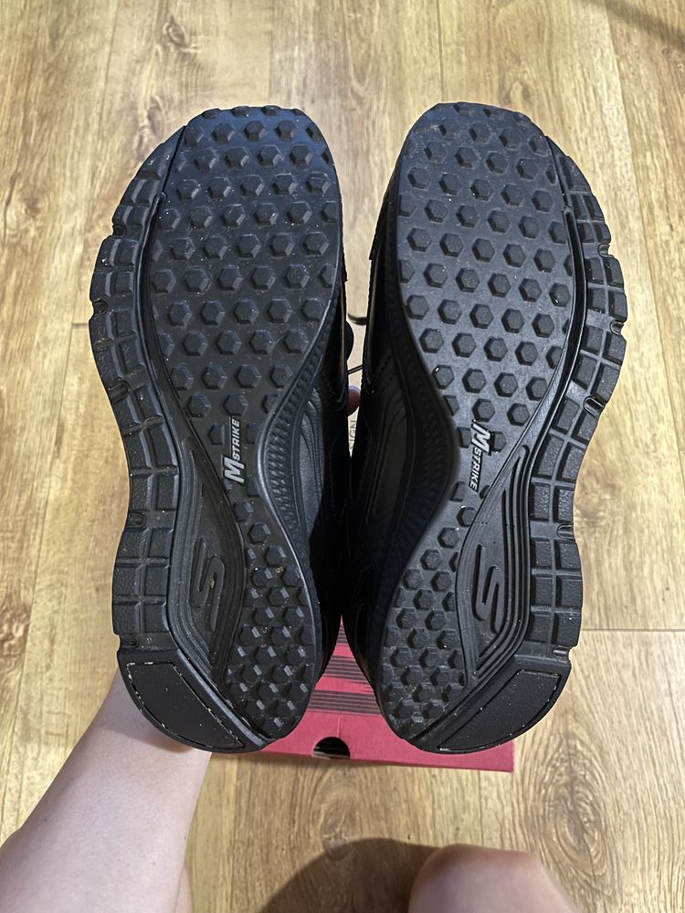 Бігові кросівки Skechers Go Run Consistent