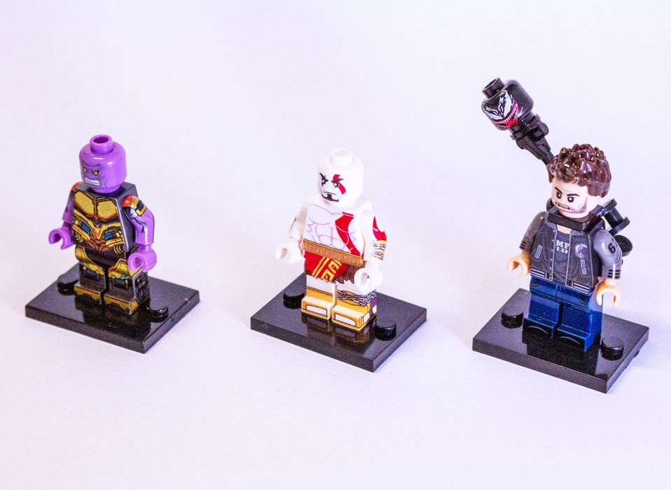 Мініфігурки сумісні з LEGO: герої MARVEL, Venom, God of War, Star Wars