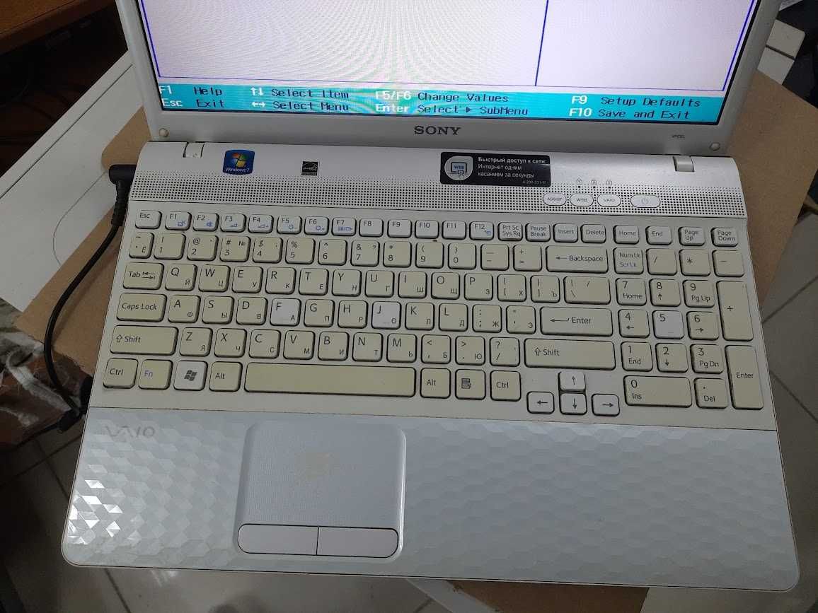 Ноутбук Sony Vaio PCG-71C12V