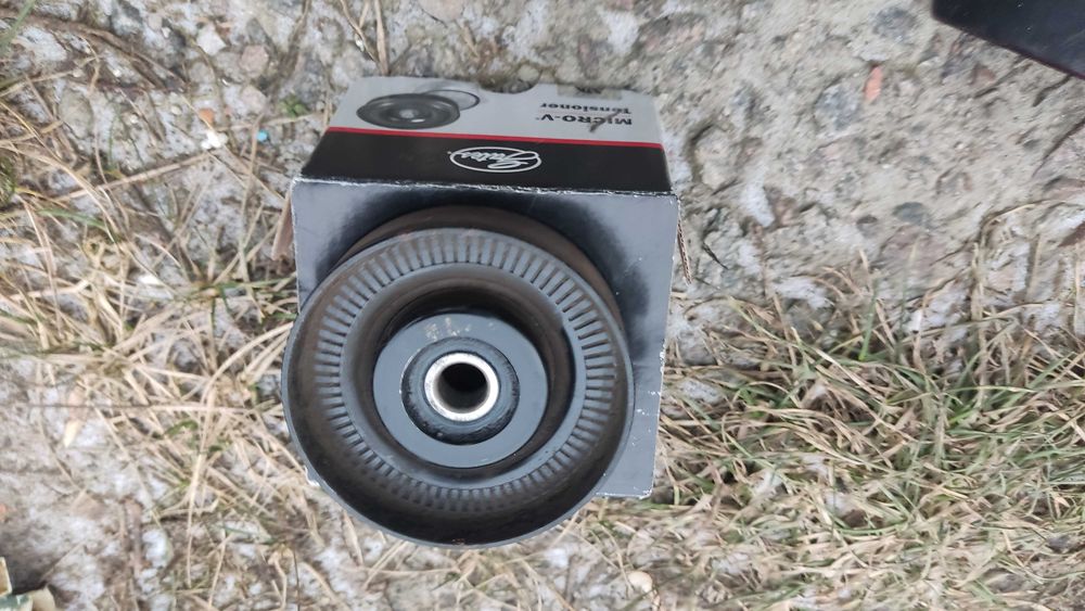 Ролик натяжной Нива Шевроле