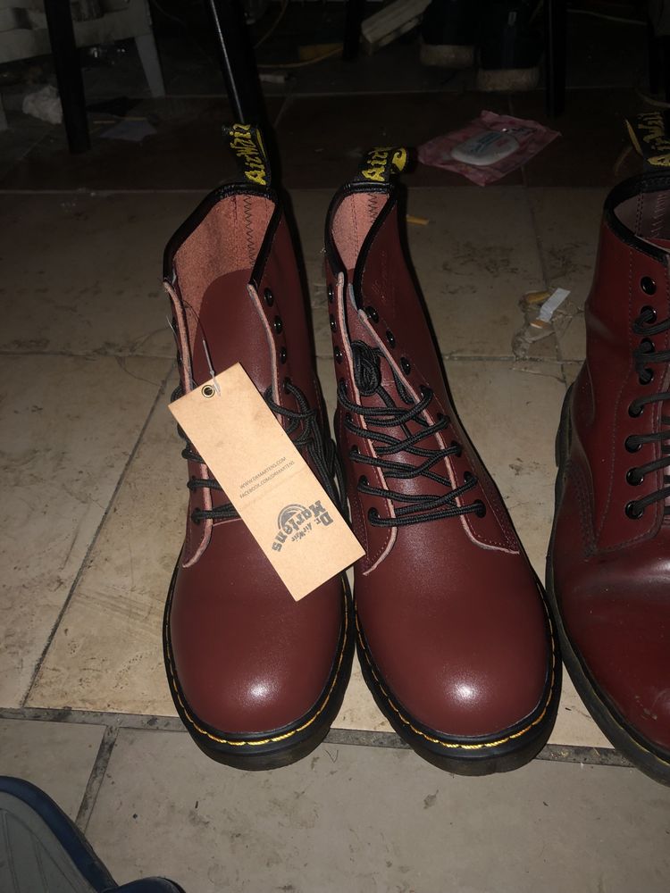 Buty Dr Martens bordowe ośmiodziurkowe nowe