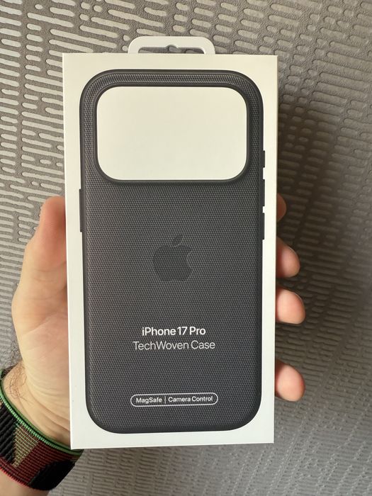MGF34LL/A iPhone 17 Pro TechWoven Case Black A3561