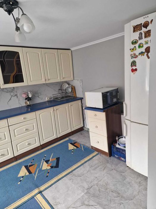 Здається одно кімнатна кв. автон. опален. в. Львівська.