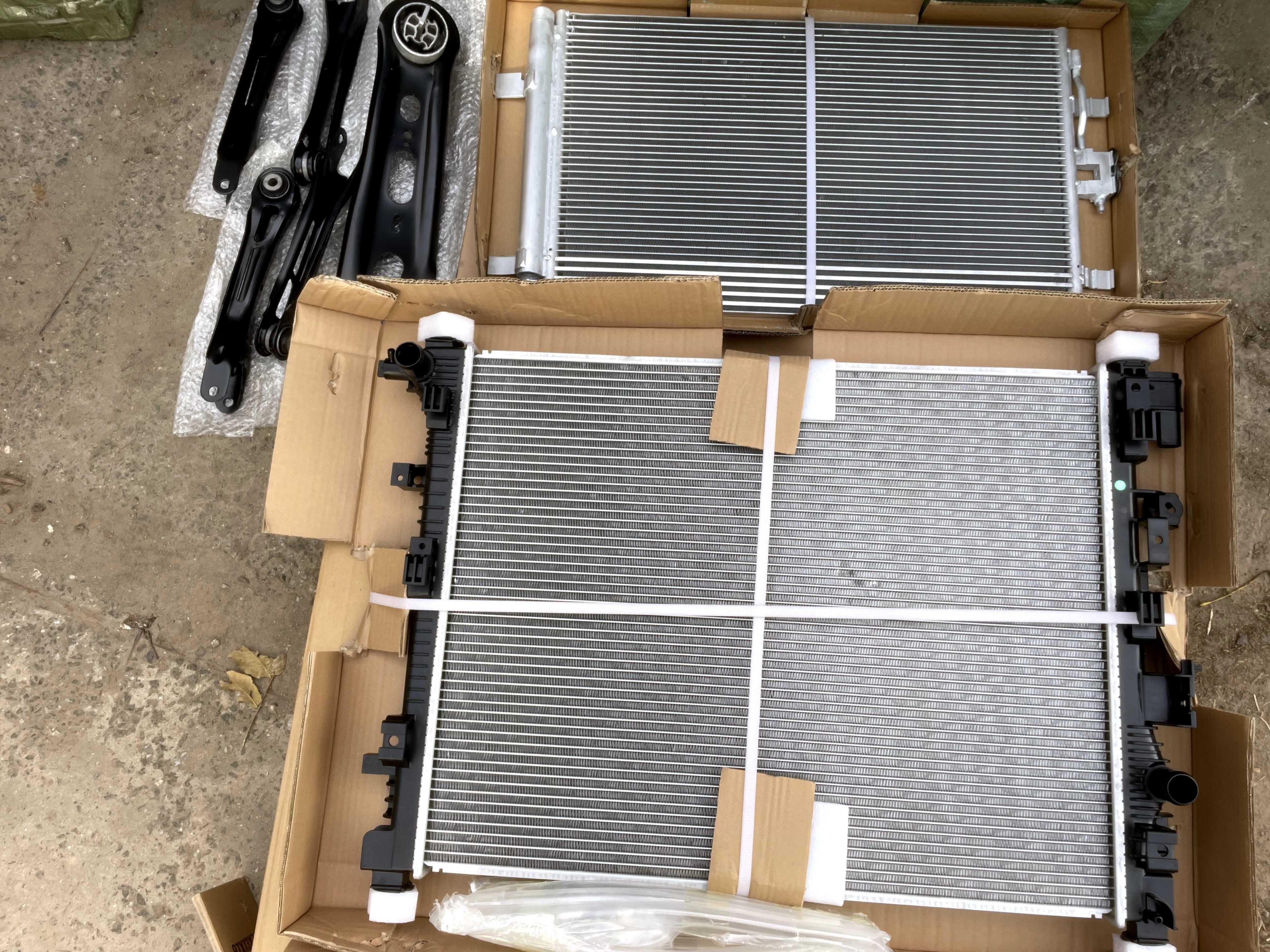 Радиатор 84448453, 84142649, 84300706 Chevrolet Equinox, Terrain 1,6D