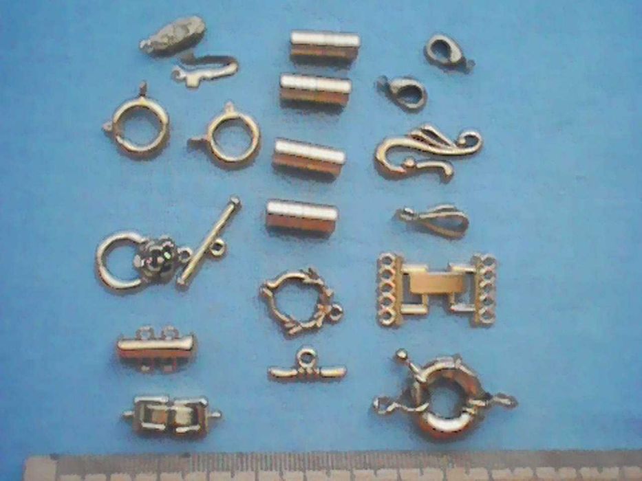 Zestaw Zapięć Metalowych/Naszyjniki-Bransoletki/kolor Złoty