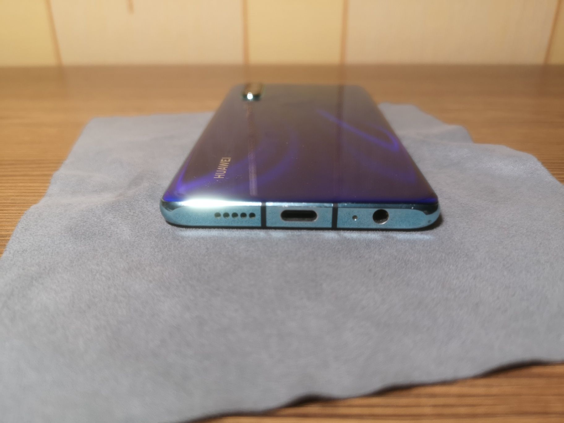 2 смартфони Huawei P30 оригінальні