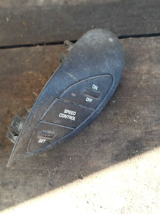 Кнопки руля Chrysler Voyager 3 Крайслер