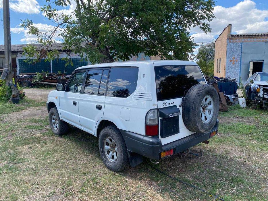 Toyota Land Cruiser Prado 90 • 3.0 TD • МКПП • Идеальное состояние