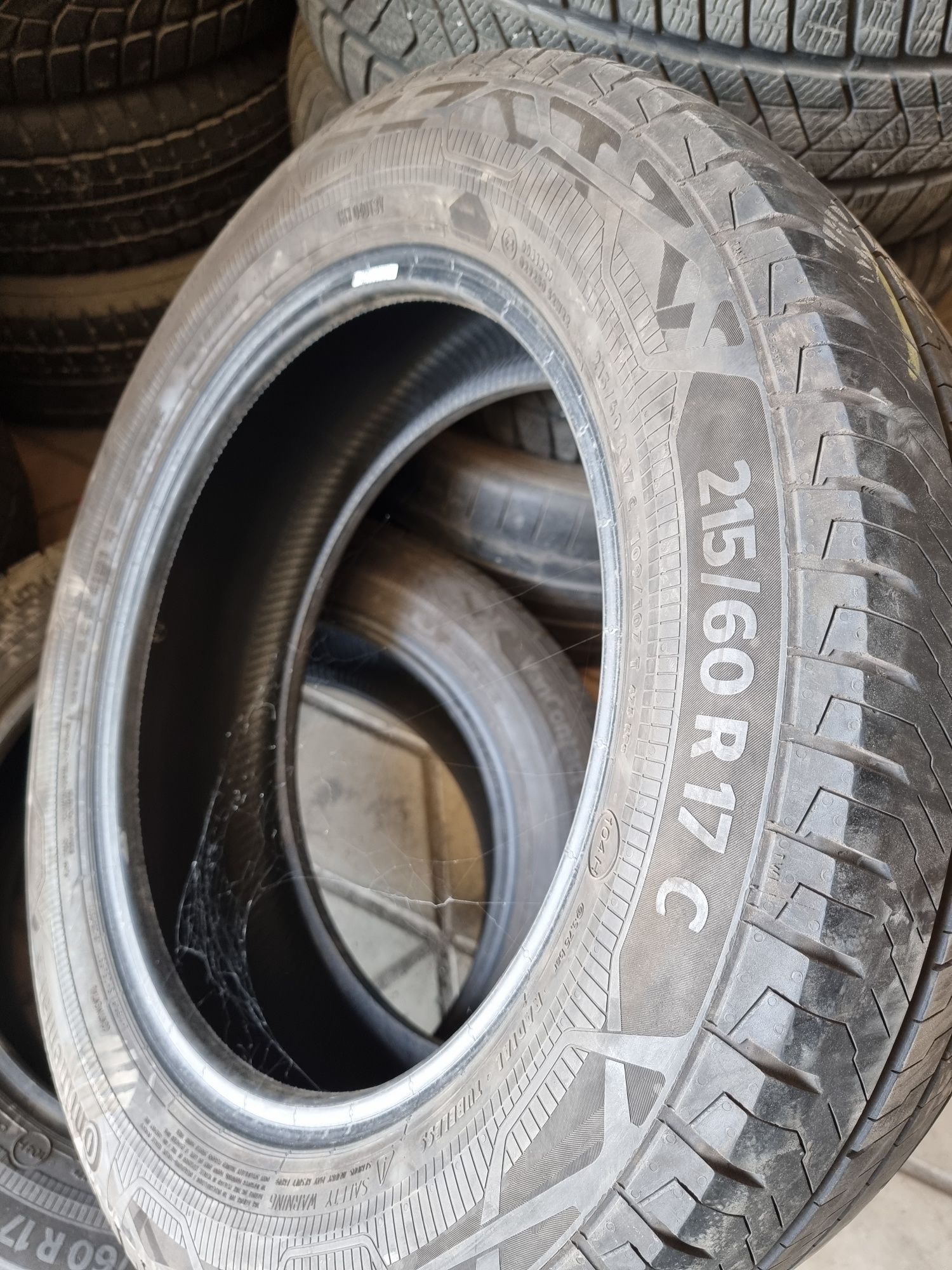 215/60R17C Michelin Agilis