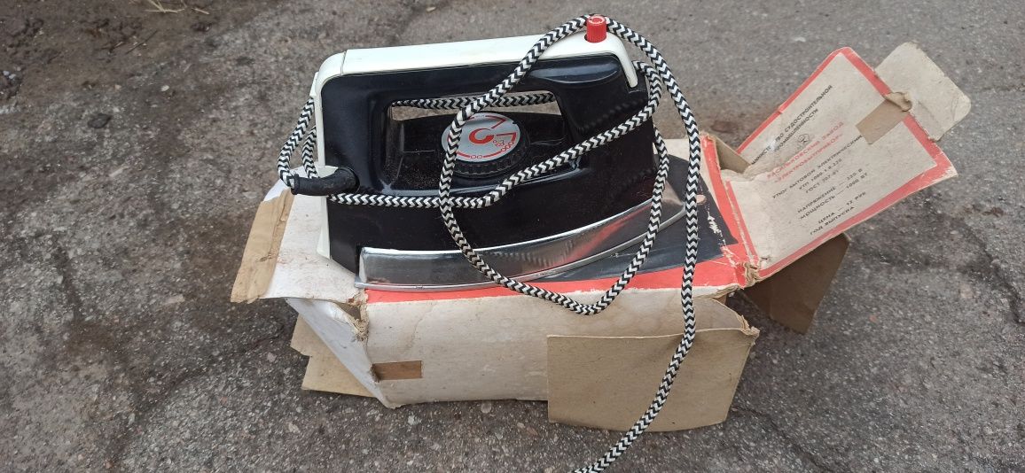 Продам утюг СССР