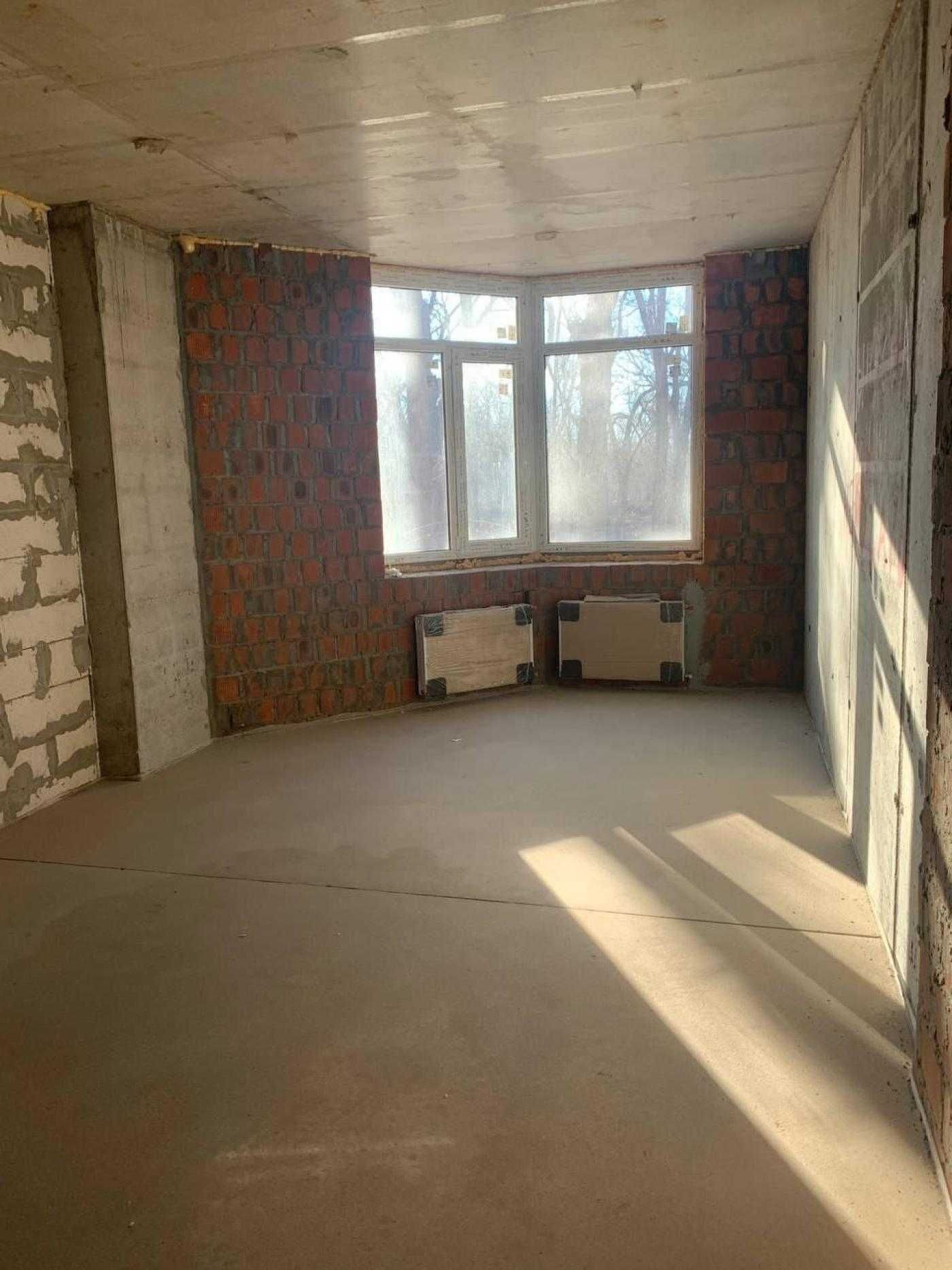 Продается коммерческое помещение в жилом комплексе Real Park