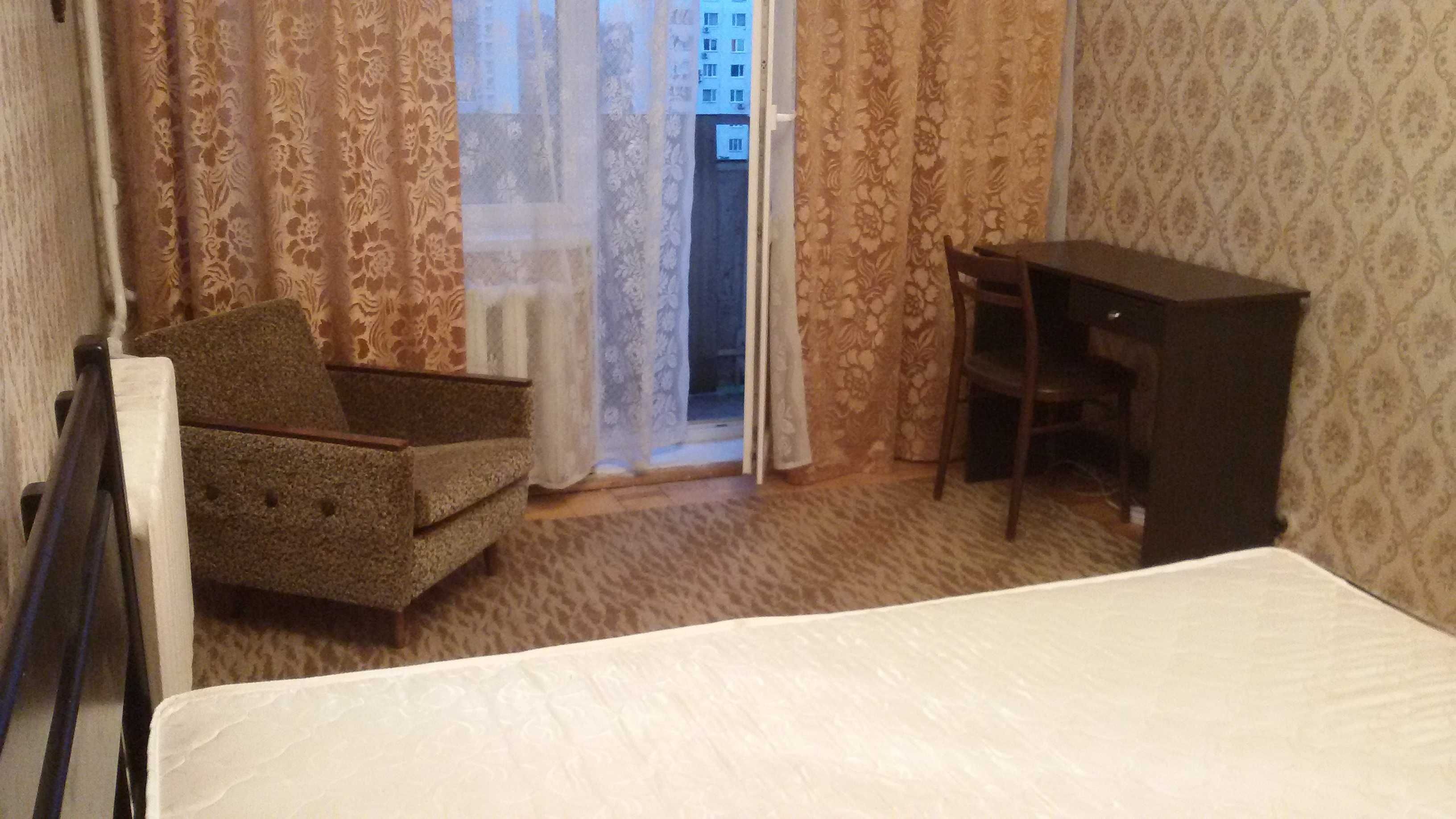 Здається кімната для пари або однієї людини