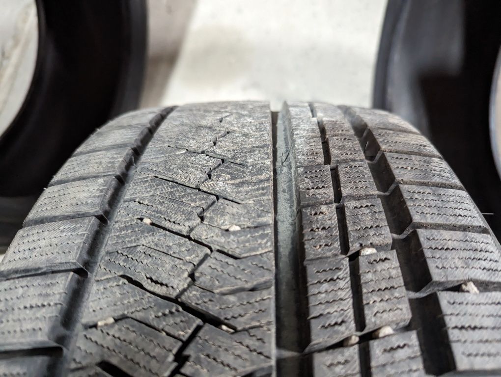 Triangle snowlink pl02 225/40 R18