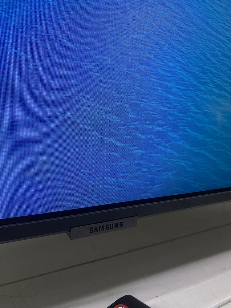 Samsung 4k 43 діагональ смарт