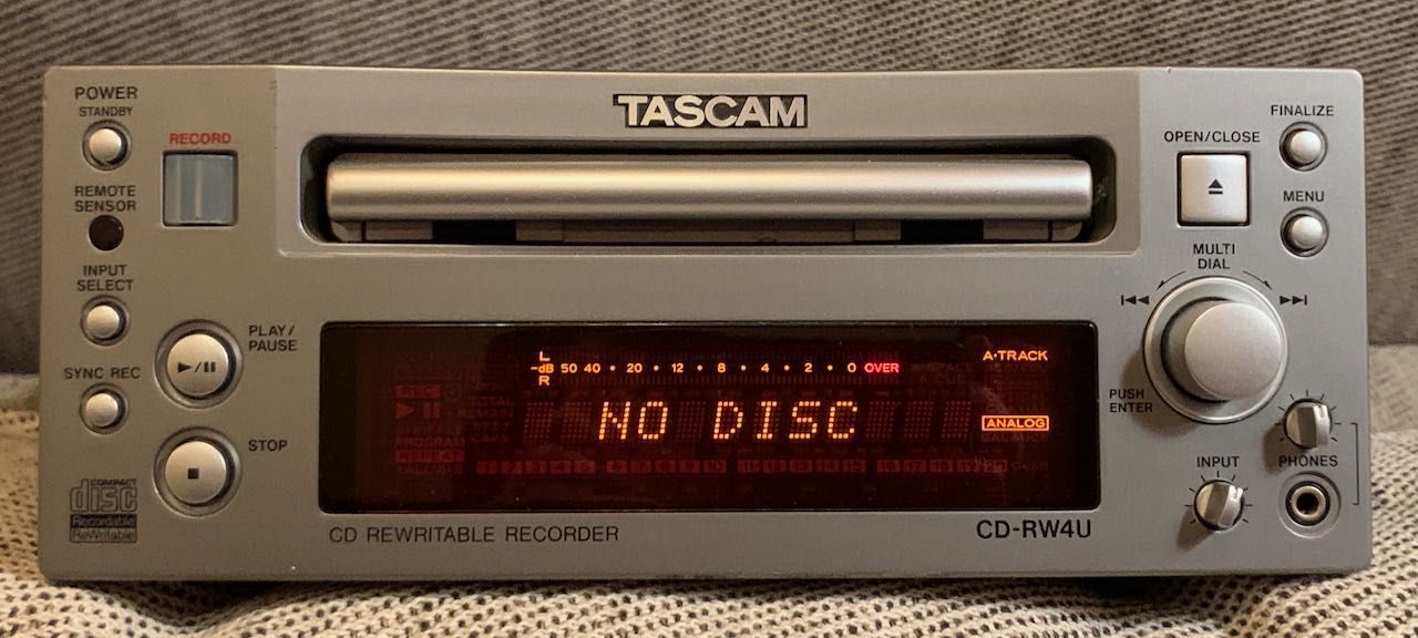Rekorder Tascam CD-RW4U