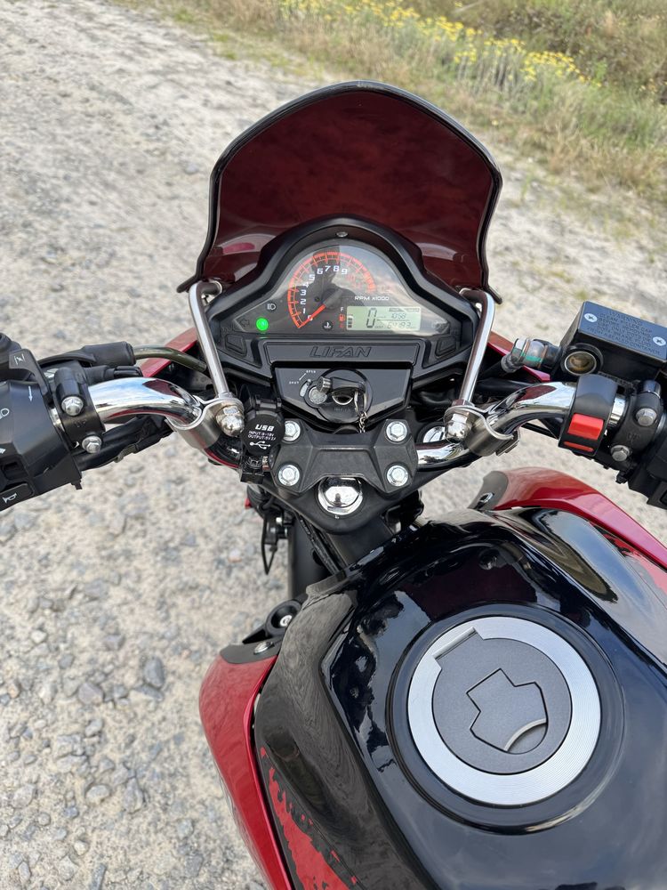 Lifan kp 200
