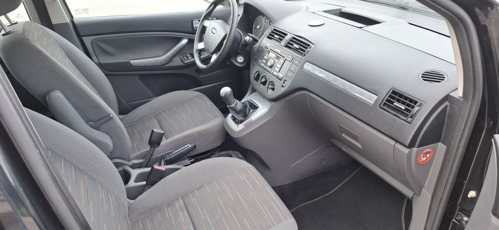 Ładnym Ford C-MAX,  przegląd na rok ,stan bdb.