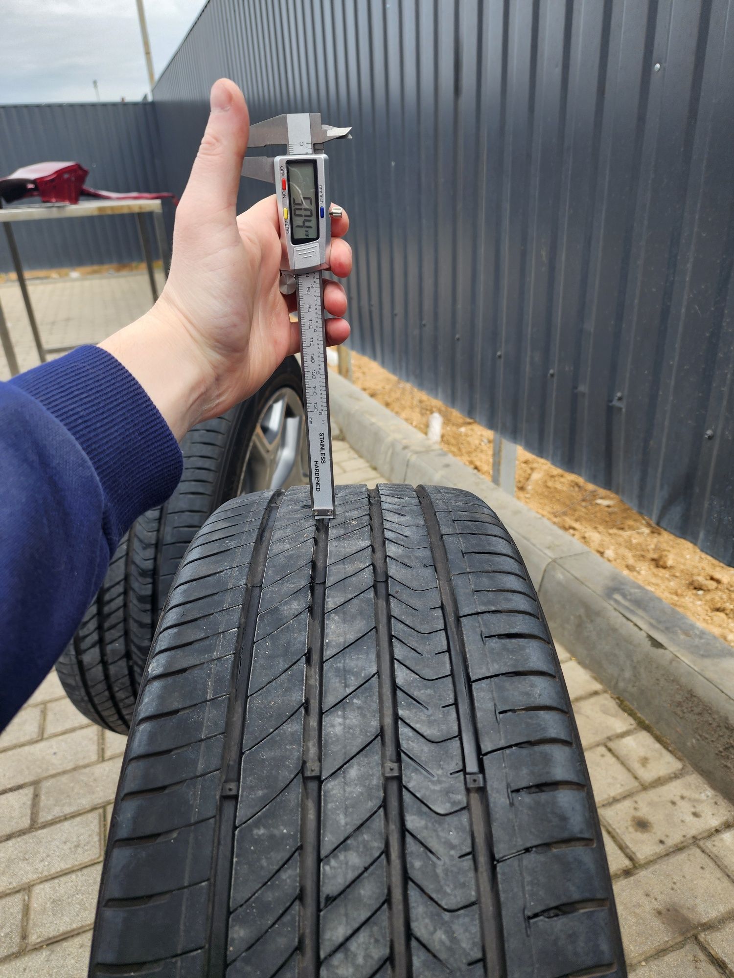 Диски Форд Escape, Kuga r19 з резиною