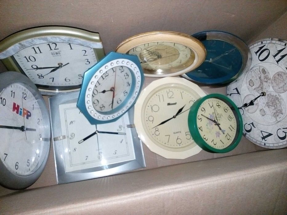 настенные часы 9 штук (не рабочие) одним лотом