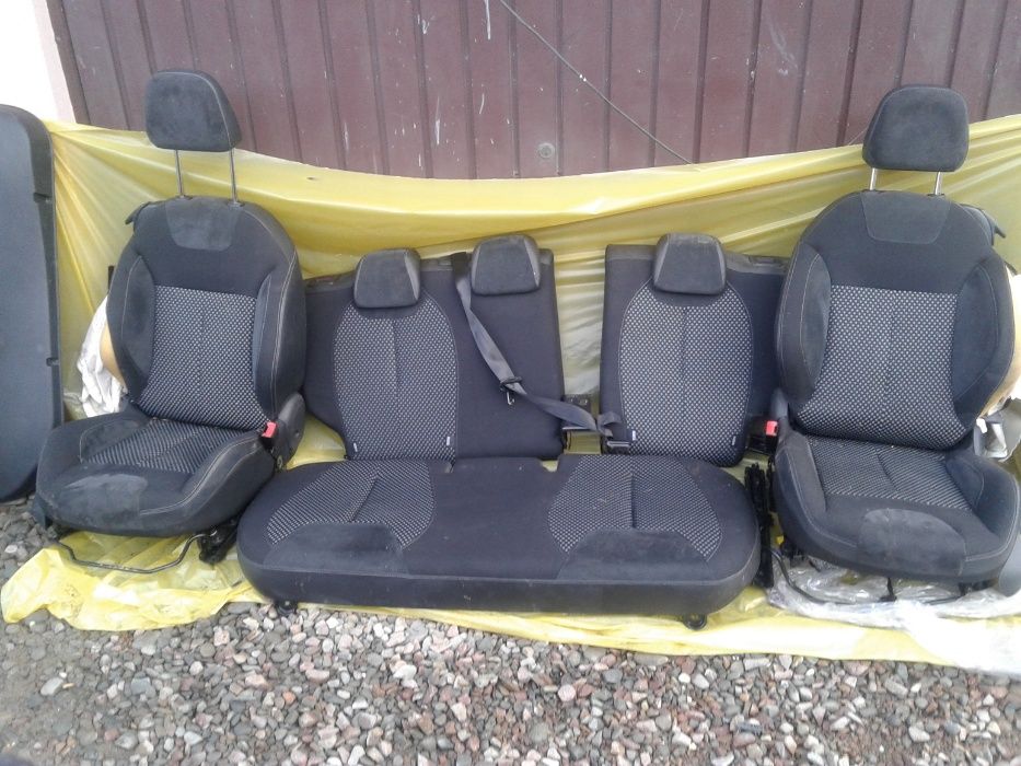 Citroen DS3 Komplet Foteli Boczków do Przeróbki Van Vana Pasy Komplet