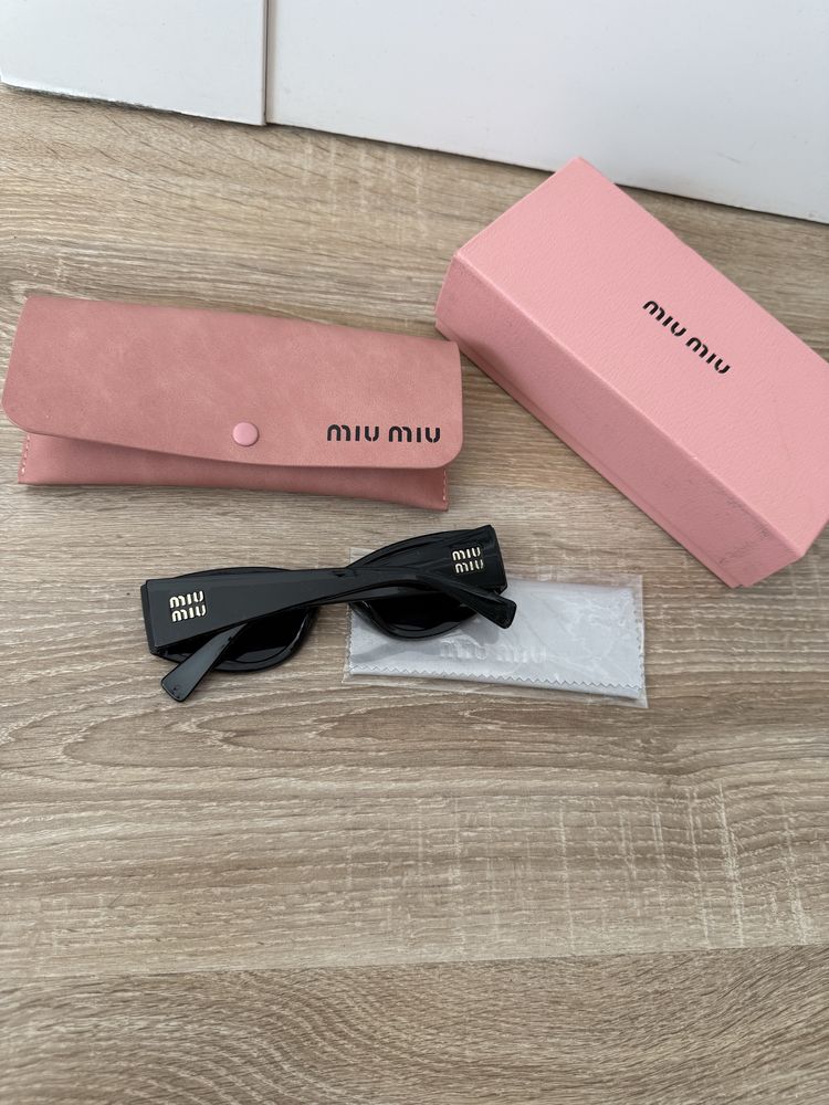 Okulary przeciwsłoneczne MiuMiu Miu Miu