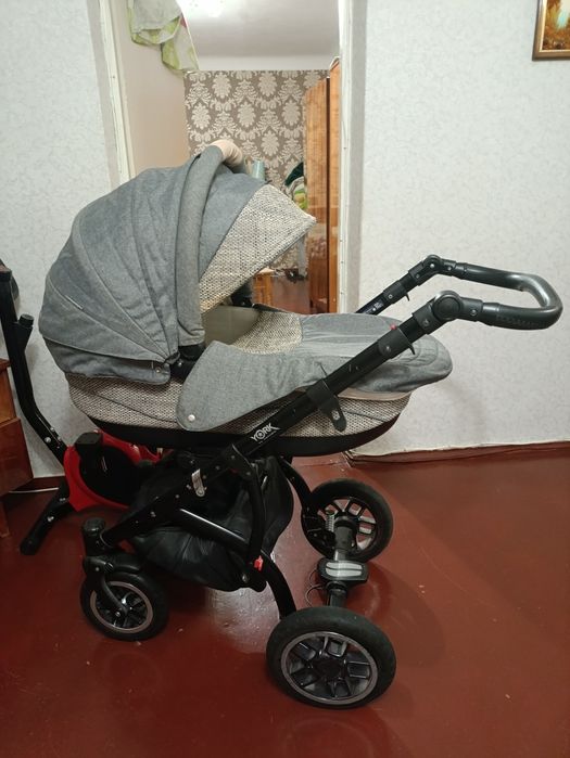 Продам коляску 2 в 1