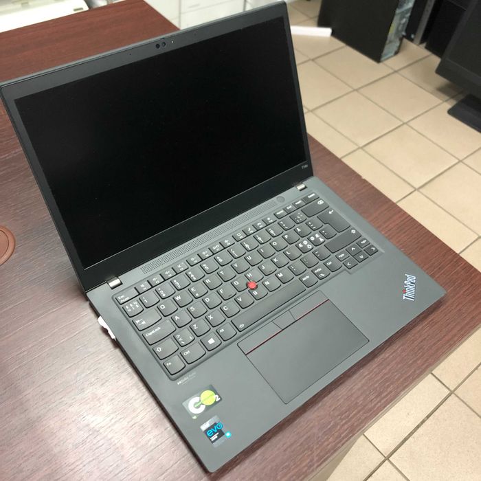 Laptop Lenovo ThinkPad T14S Gen2 - Core i5 11GEN 16GB 512SSD Win11 A-