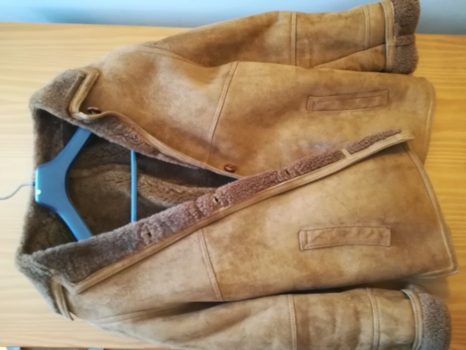 Casaco em pele genuína