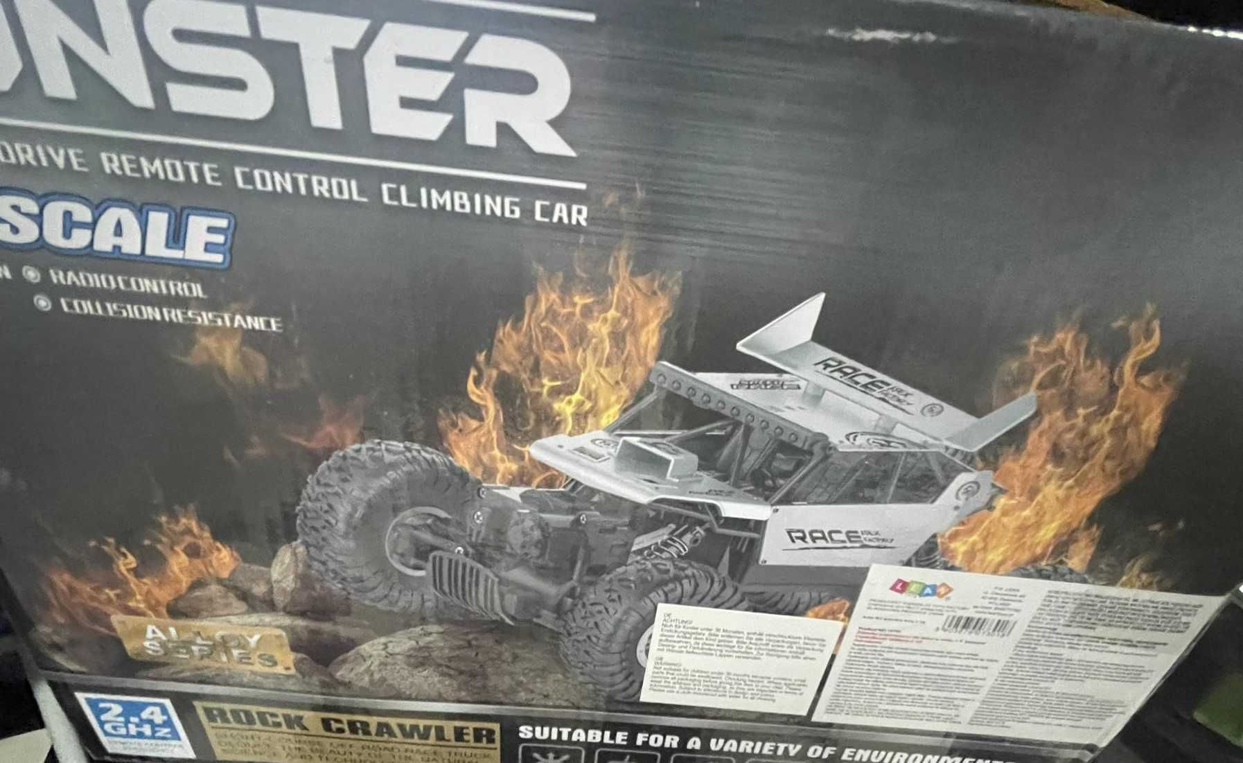 Auto Monster RC Wysokie Koła 1:18  Czarne Złote